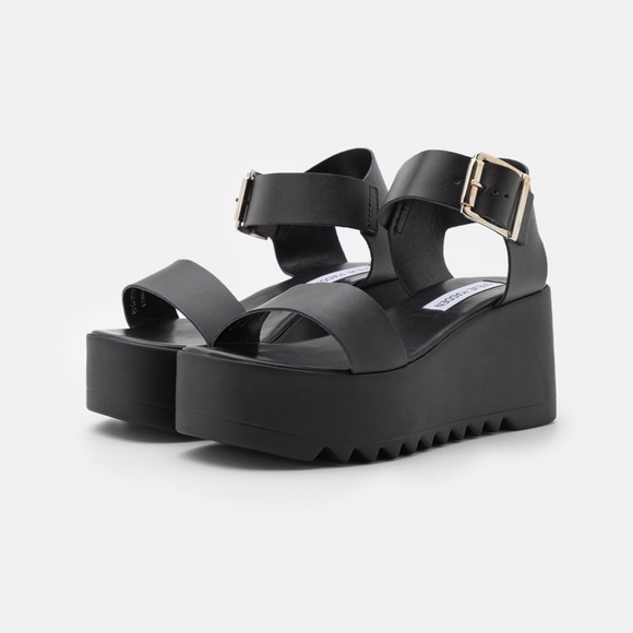 NWOT Steve Madden Black Platform Sandals – Never Worn (size 9) - Picture 2 of 10